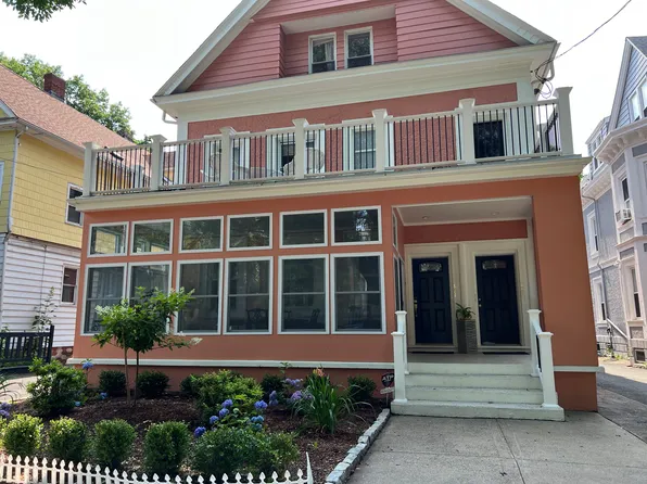 825 Orange St #3, New Haven, CT 06511