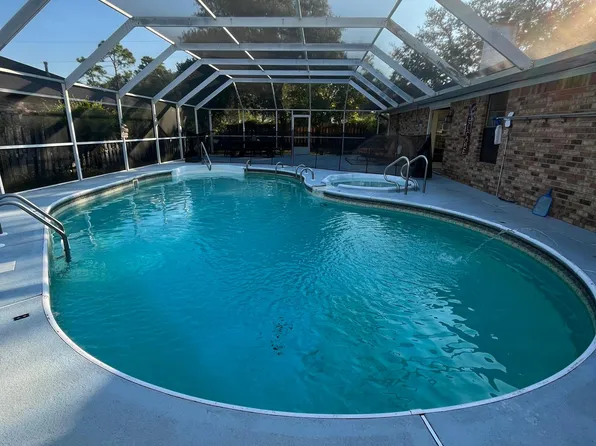 800 Merlin Ter, Pensacola, FL 32506