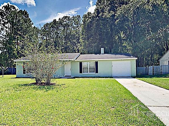 2nd image of 2636 Pinewood Blvd S
