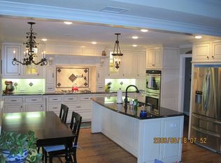 5854 Burgundy Rd, Dallas, TX 75230