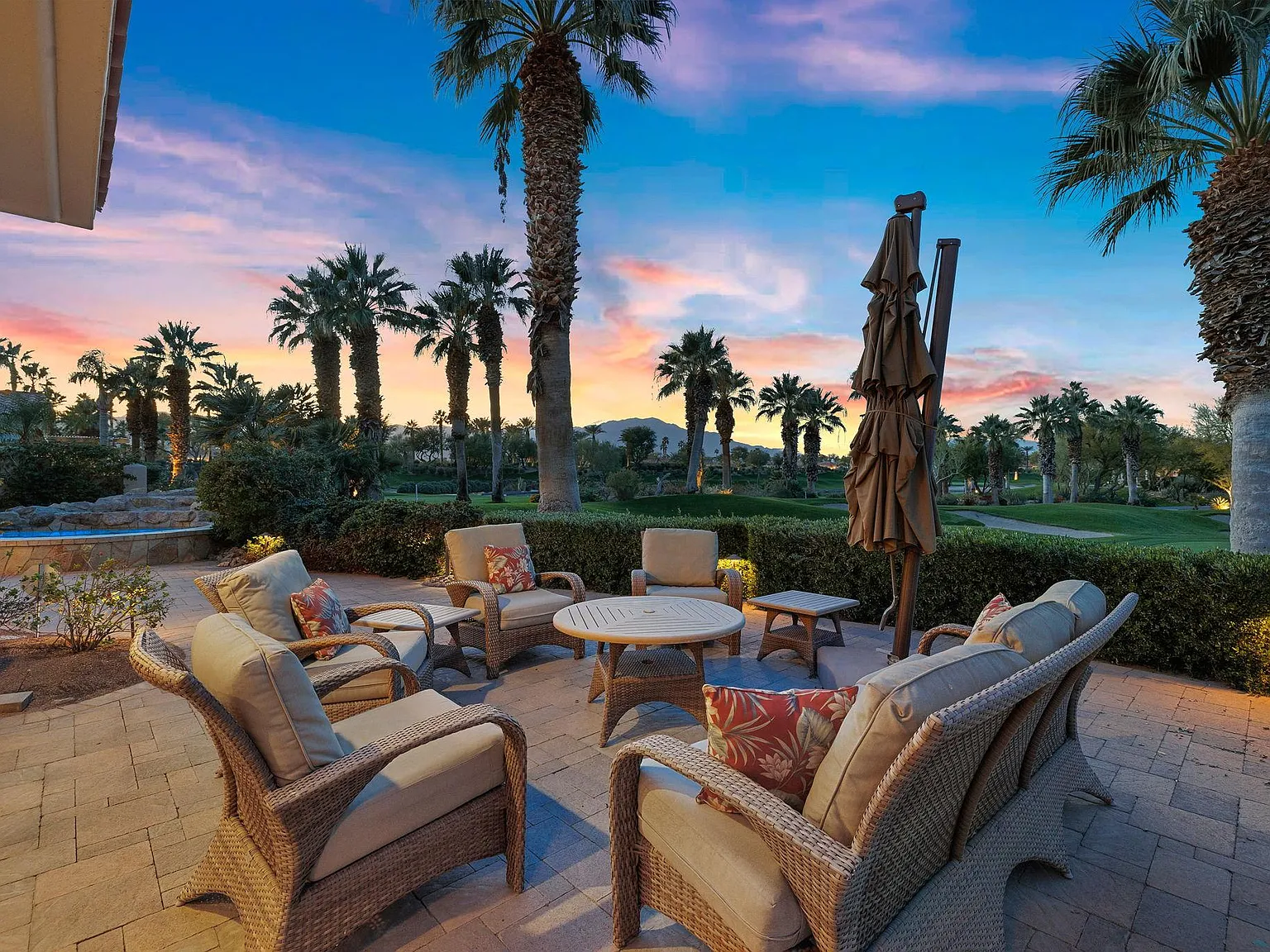 3 bed, 3.5 bath, 3513 sqft, $5,000 — Photo 1