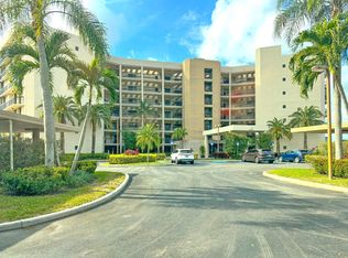 5279 Fountains Dr S APT 702, Lake Worth, FL 33467