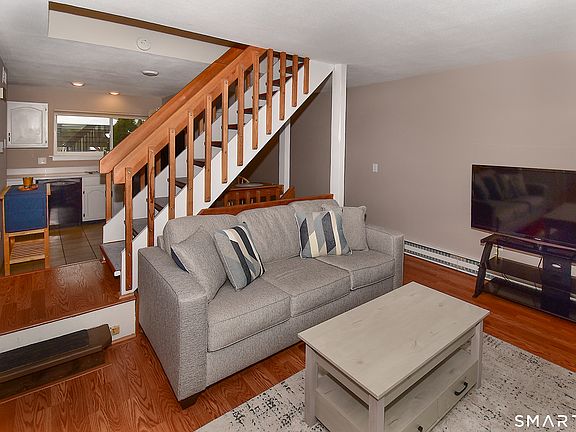 3rd image of 24 Pebblestone Circle #24