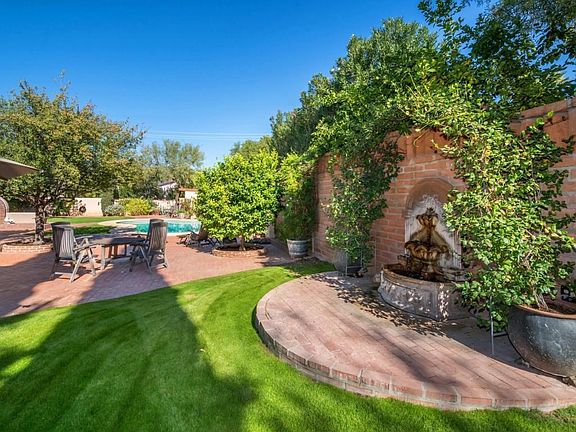 5th image of 130 N Camino Miramonte