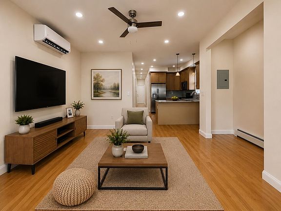 3rd image of 21 E 15th St #1