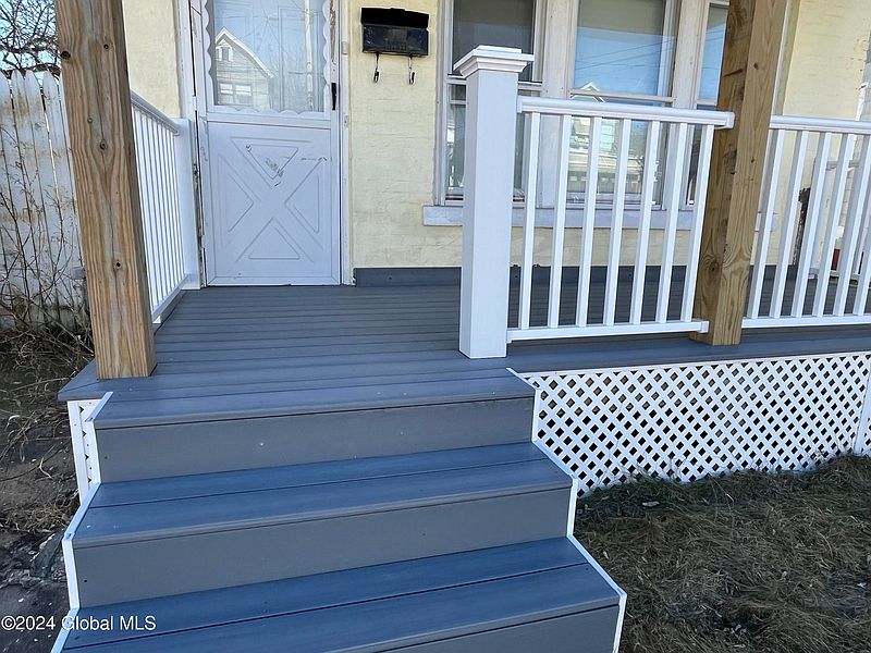 3rd image of 1334 7th Avenue