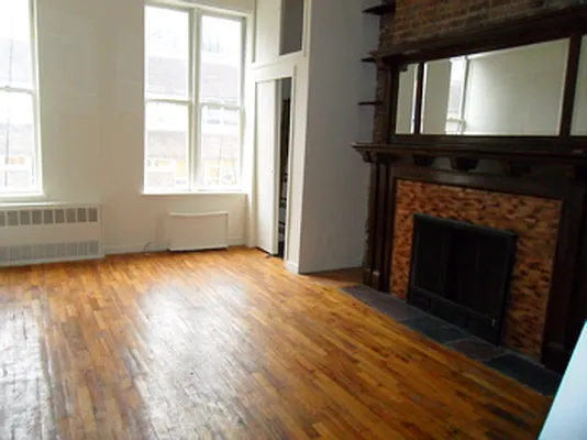 Rented by CitySites Real Estate Group | media 18