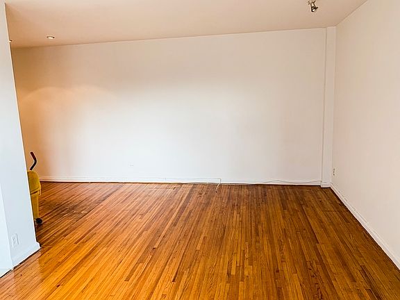 2nd image of 100-25 Queens Blvd #4P
