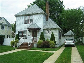 2nd image of 59 School St