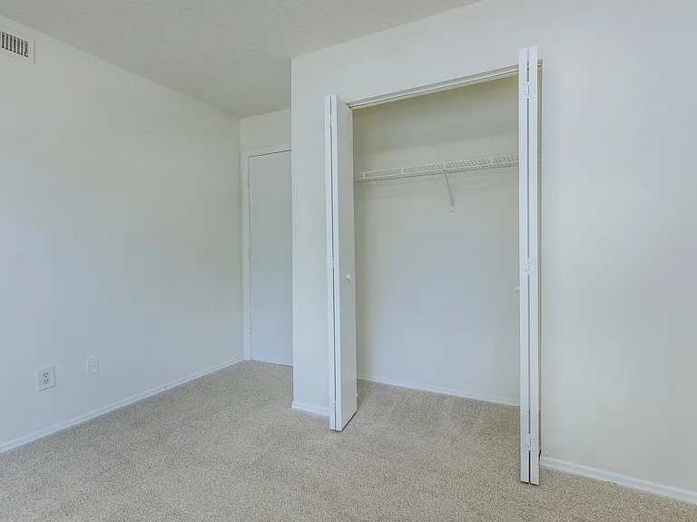 Antiqua Apartments — Photo 54