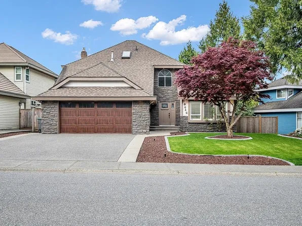 10646 Glenwood Cres E, Surrey, BC V4N 1W1