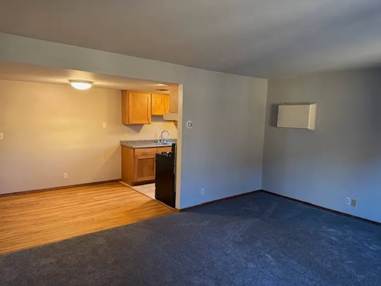 3254 Bloomington Ave — Photo 9