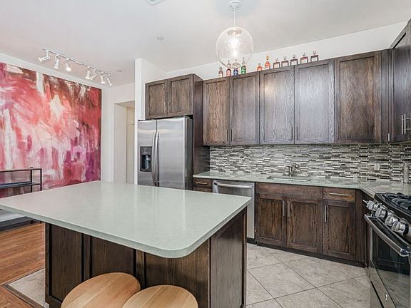 5th image of 90 Bay Landing St #8D