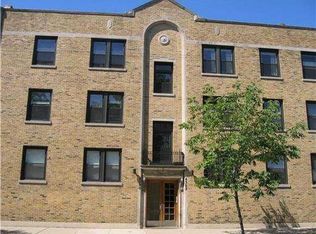 4300 N Clark St #2, Chicago, IL 60613