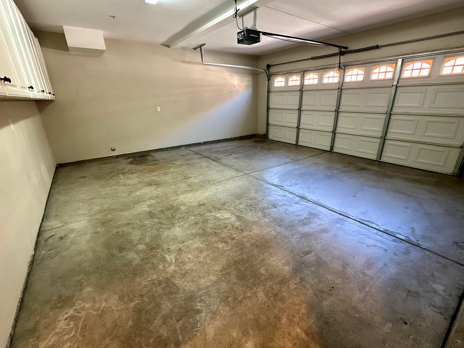 3 bed, 2.5 bath, 1167 sqft, $2,700 — Photo 4