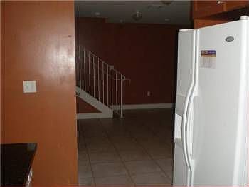 4th image of 226 NW 14th Ave