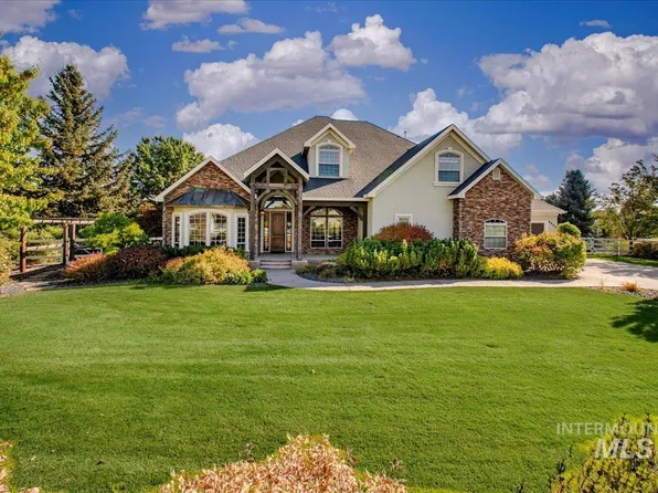 8969 New Castle Dr, Middleton, ID 83644