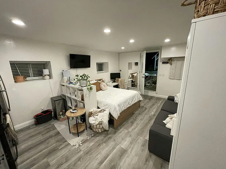 4521 Westview Dr #1 — Photo 5