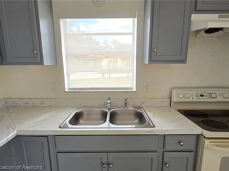 4331 Hudson Blvd — Photo 4