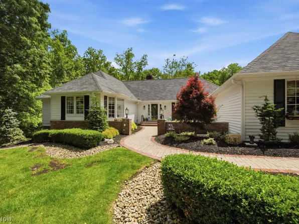 14673 River Glen Dr, Novelty, OH 44072