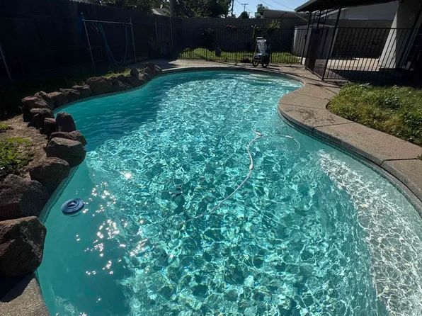 6701 50th St, Sacramento, CA 95823