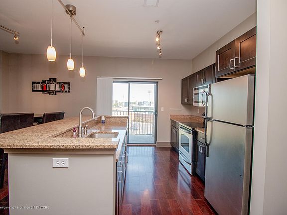 3rd image of 500 E Michigan Ave #419