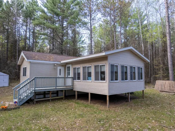 2335 Balsam Ln, Eagle River, WI 54521