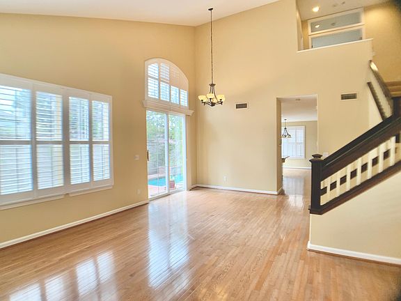 4th image of 5645 Le Fevre Dr
