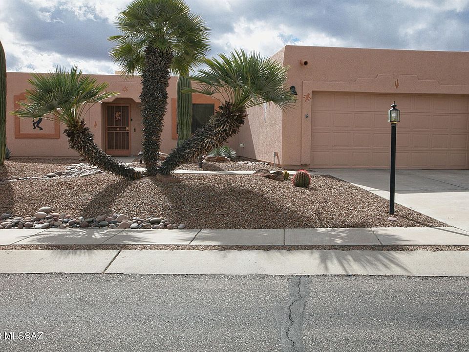 1st image of 925 W Camino Tierra Libre