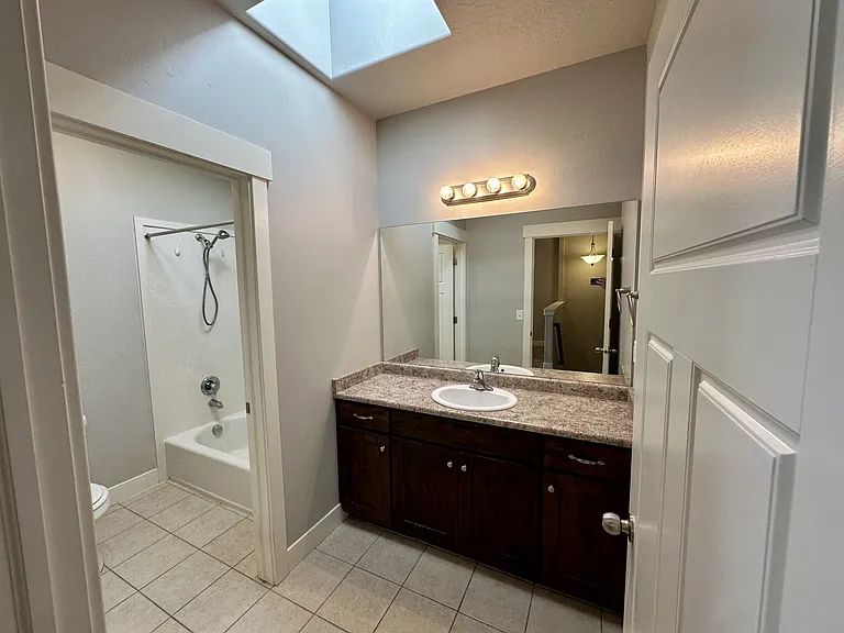 7942 S 5095 W — Photo 10