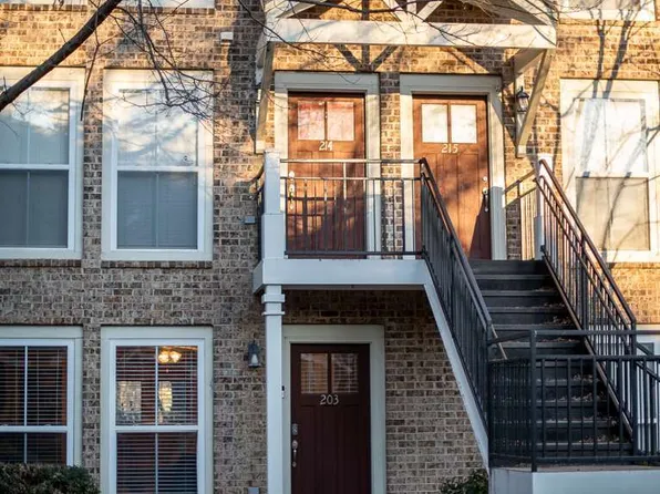 490 Barnett Shoals Rd APT 203, Athens, GA 30605