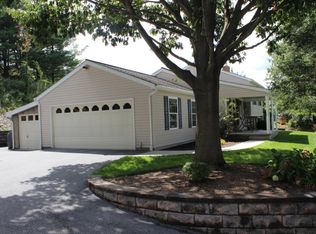 420 Hopeland Rd, Stevens, PA 17578