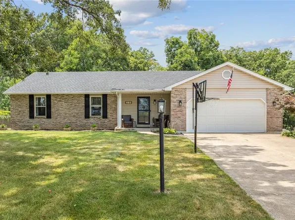 138 Interstate Dr, Wentzville, MO 63385