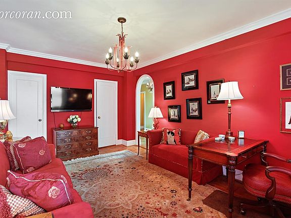 4th image of 45 E End Ave APT 5C