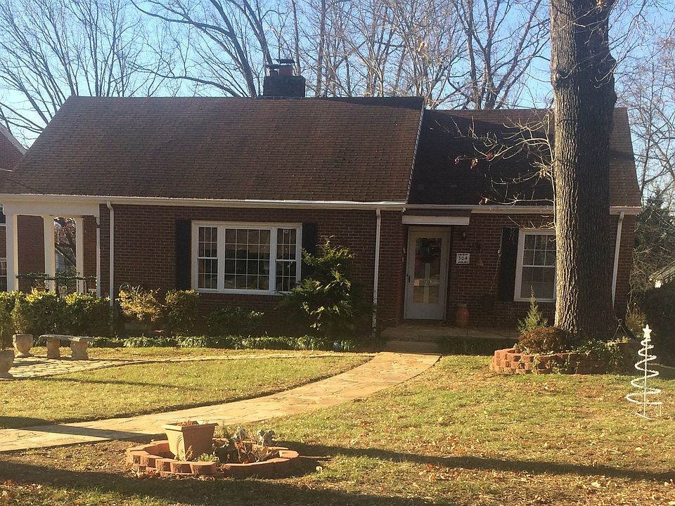 1st image of 304 Oakdale St