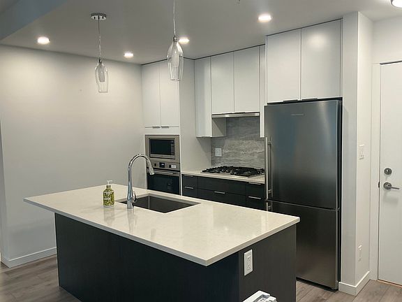5th image of 11641 227th St #504