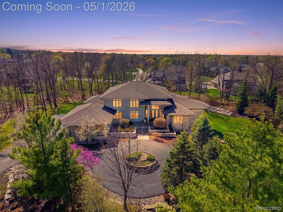 1st image of 8390 Warwick Groves Ct