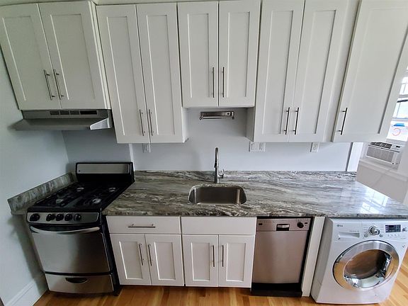 2nd image of 22 Concord Ave APT 15A
