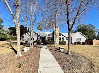 102 Loraine Ave, Fitzgerald, GA 31750