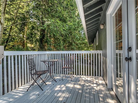 5th image of 1570 Wildwood Blvd SW