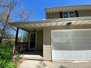 943 23rd Ave, Coralville, IA 52241