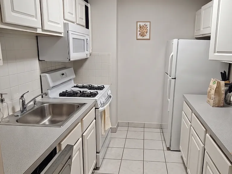 33 Pond Ave #306 — Photo 6