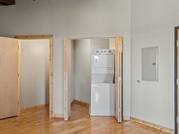 5th image of 225 E 2nd St Unit 401
