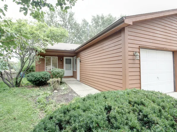 1324 Post Oak Ct, Crest Hill, IL 60403