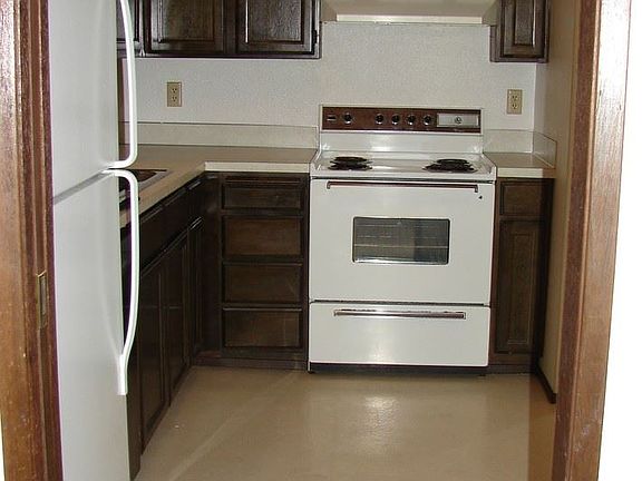 4th image of 2336 Hood Ave APT 11