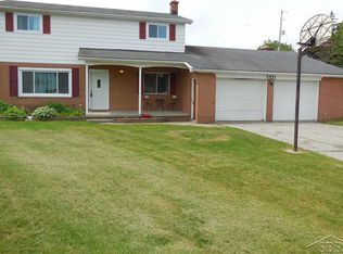 2551 Bruce St, Saginaw, MI 48603