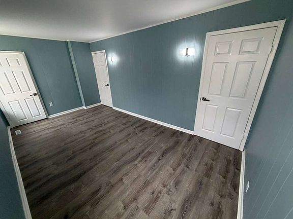 2nd image of 176 Guy Park Ave