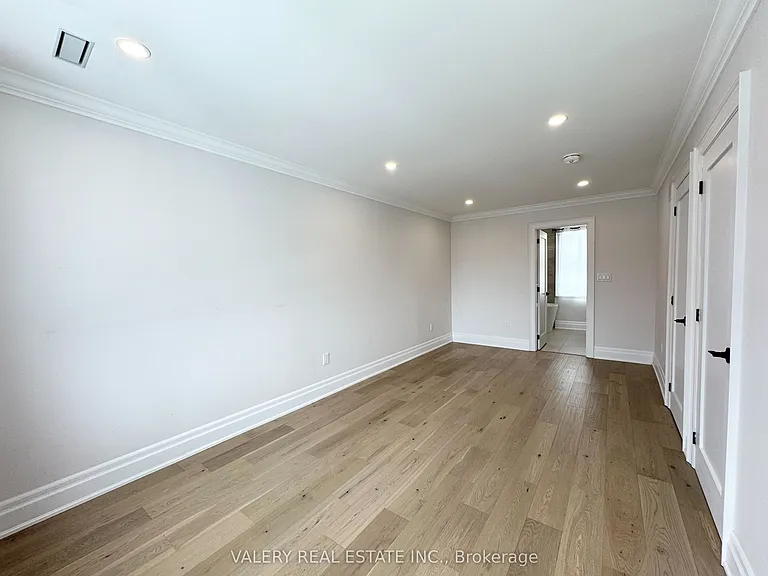 30 Morgan Ave #1 — Photo 34