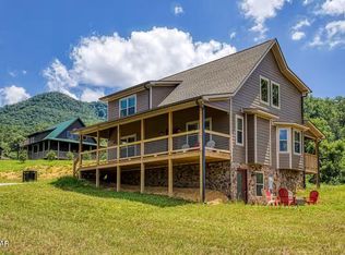 3136 Thomas Headrick Rd, Sevierville, TN 37862