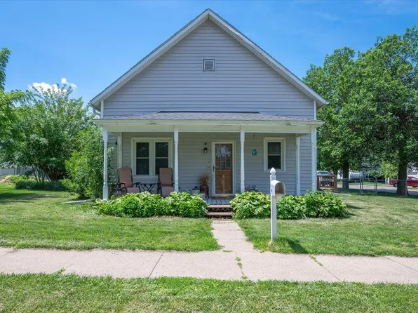 421 N 4th Ave, Logan, IA 51546